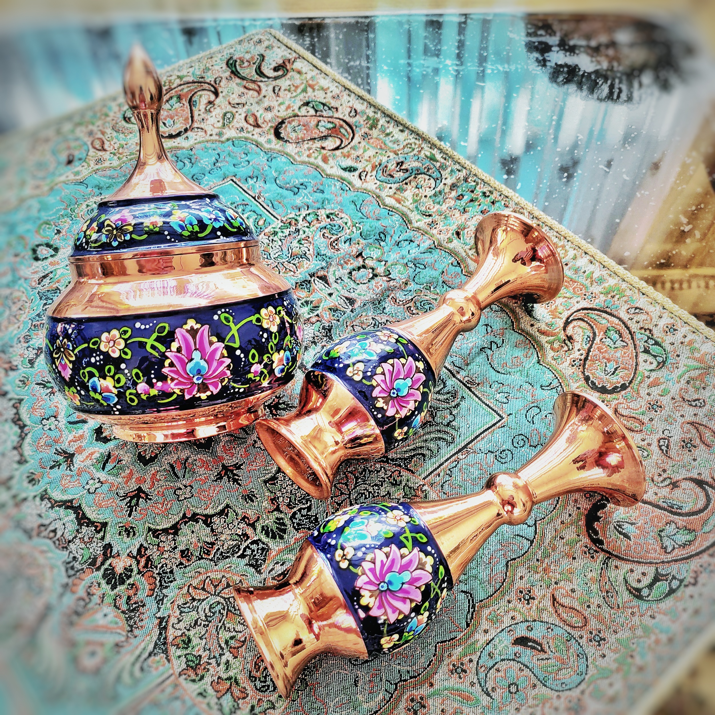 ست 3 تکه گلدان و شکلات خوری مسی مدل پرداز کد 18 - تصویر 4