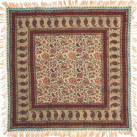 رومیزی قلمکار ممتاز اصفهان اثر عطريان طرح گل صدپر قاجار مدل G119سایز ۱۰۰*۱۰۰ سانتی متر