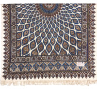 رومیزی قلمکار ممتاز اصفهان اثر عطريان طرح شیخ لطف اله مدل G124سایز 100*150 سانتی متر