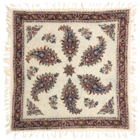 رومیزی قلمکار ممتاز اصفهان عطریان طرح بته جقه مدلG137 سایز 80×80 سانتی متر