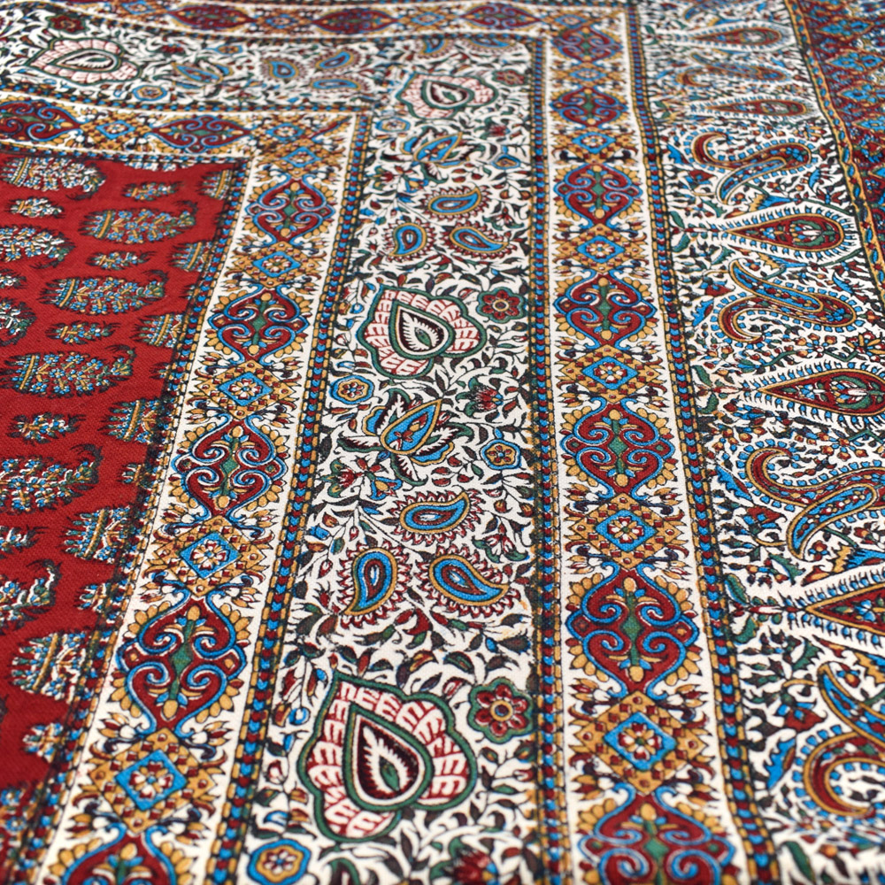 سفره قلمکار مدل ممتاز طرح قالیچه سنتی - تصویر 6
