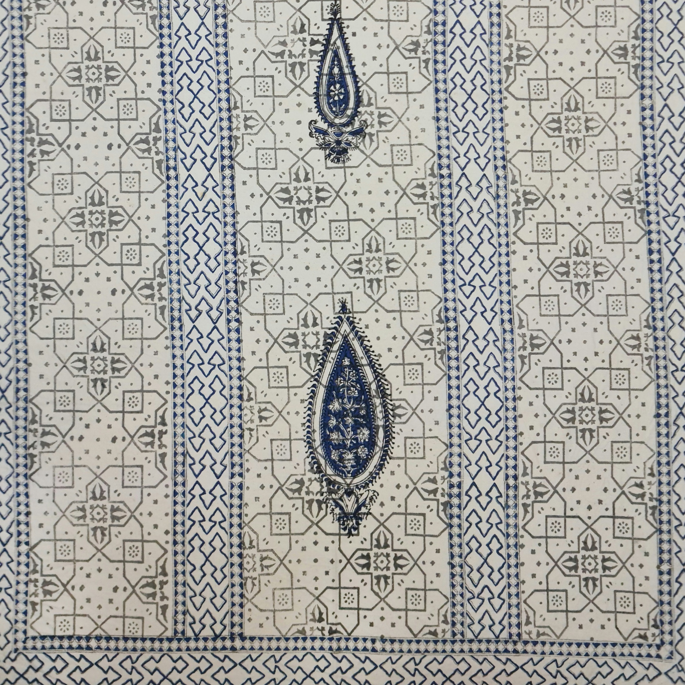 سفره قلمکار عطریان مدل سروچمان - تصویر 4