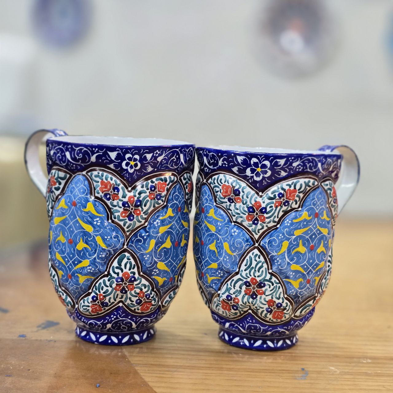 ماگ میناکاری مسی میناسرای نیکنامی مدل اسلیمی - تصویر 2